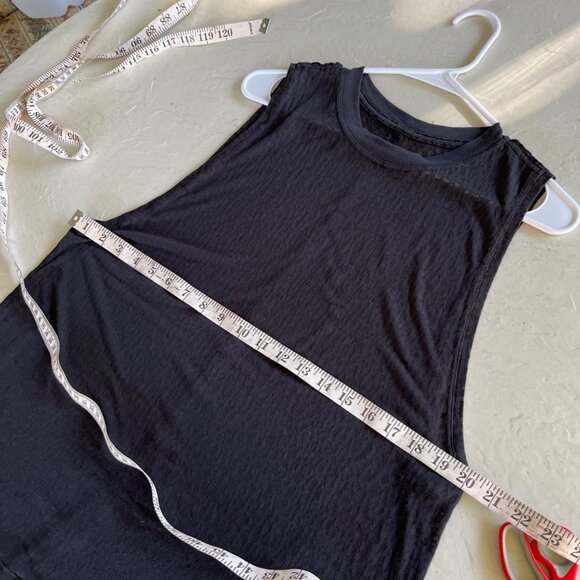 Lululemon All Yours Boyfriend Tank in City Camo Burnout Black Size 10 - Picture 8 of 8